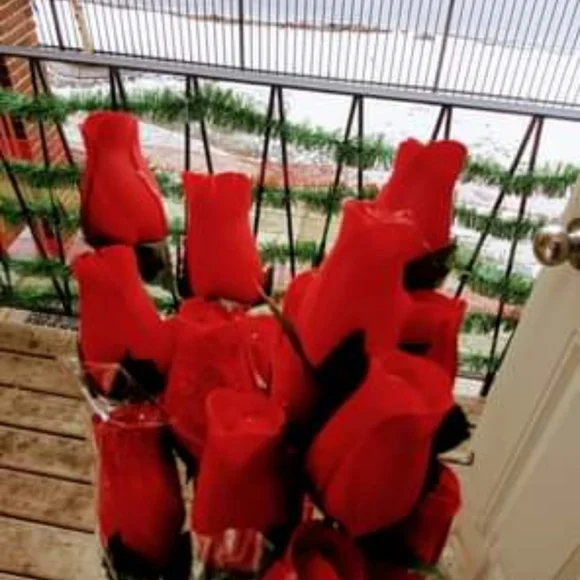 Handcrafted Wooden Roses - Picture 8 of 10